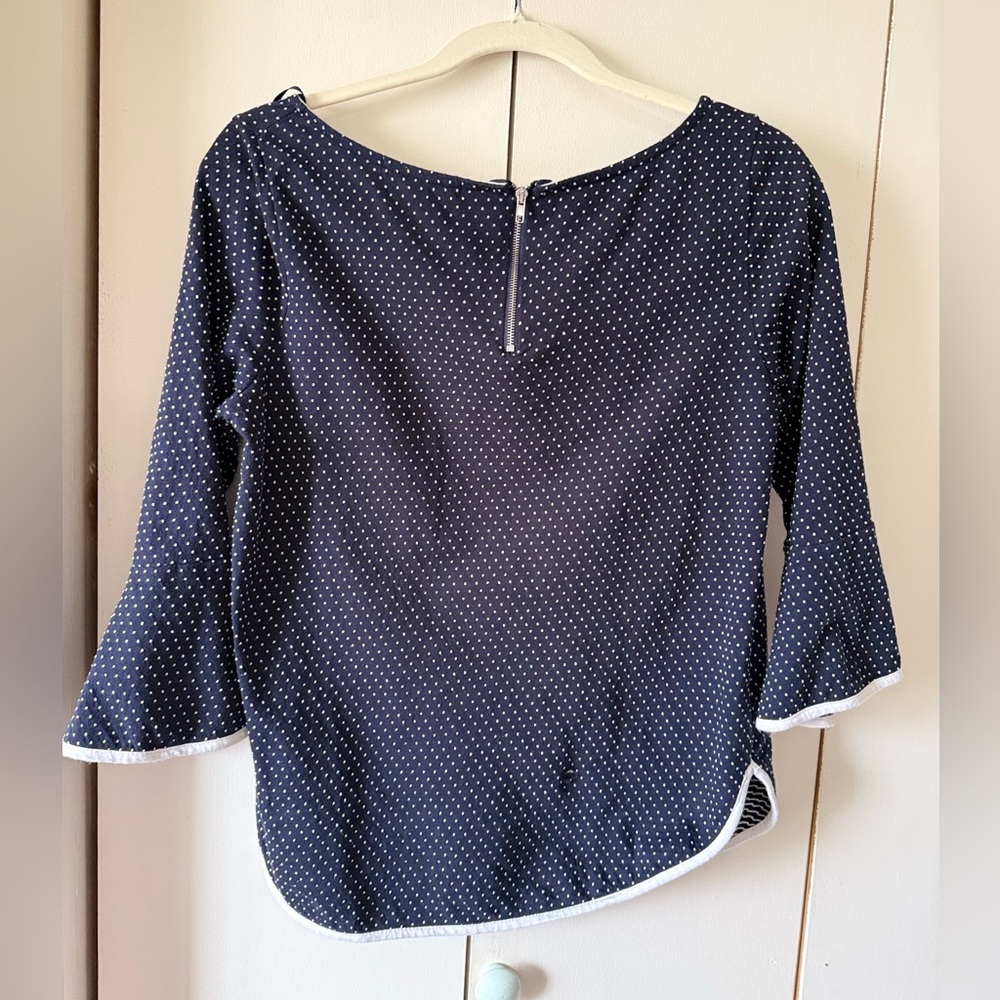 Green Envelope Navy and White Polka Dot Top w 3/4 Bell Sleeves Size M - Picture 6 of 11